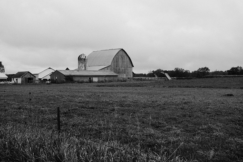 bw_barn_Tues