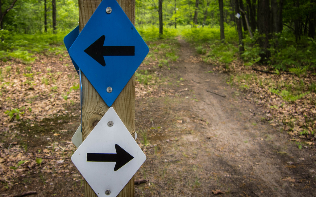 Trail-signs-MMCC