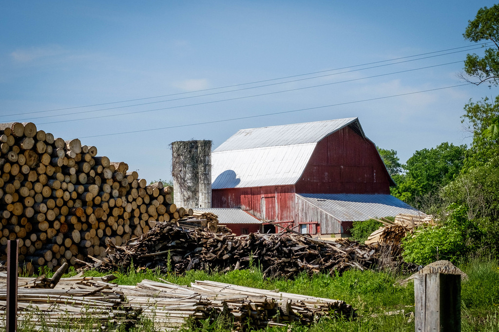 amish-lumber-yard