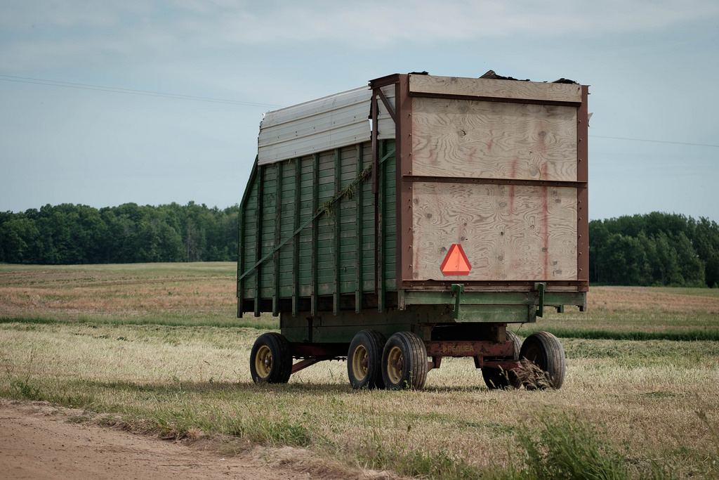 green-haywagon-2