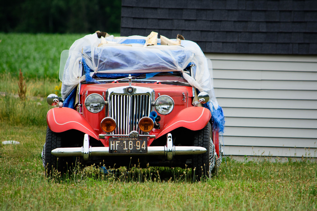 vintage-car-under-tarp